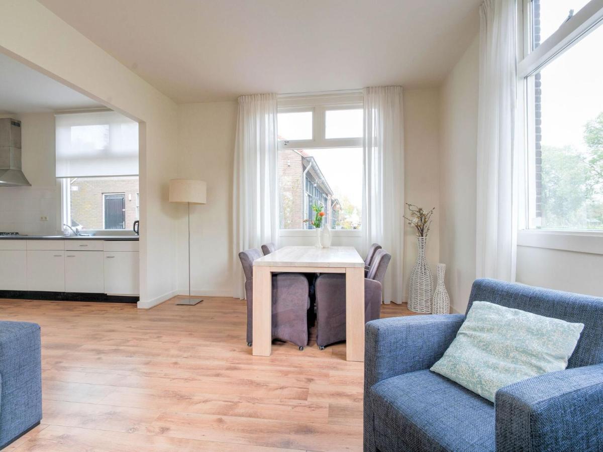 Cozy Holiday Home By The Canal In Dwingeloo Eksteriør billede